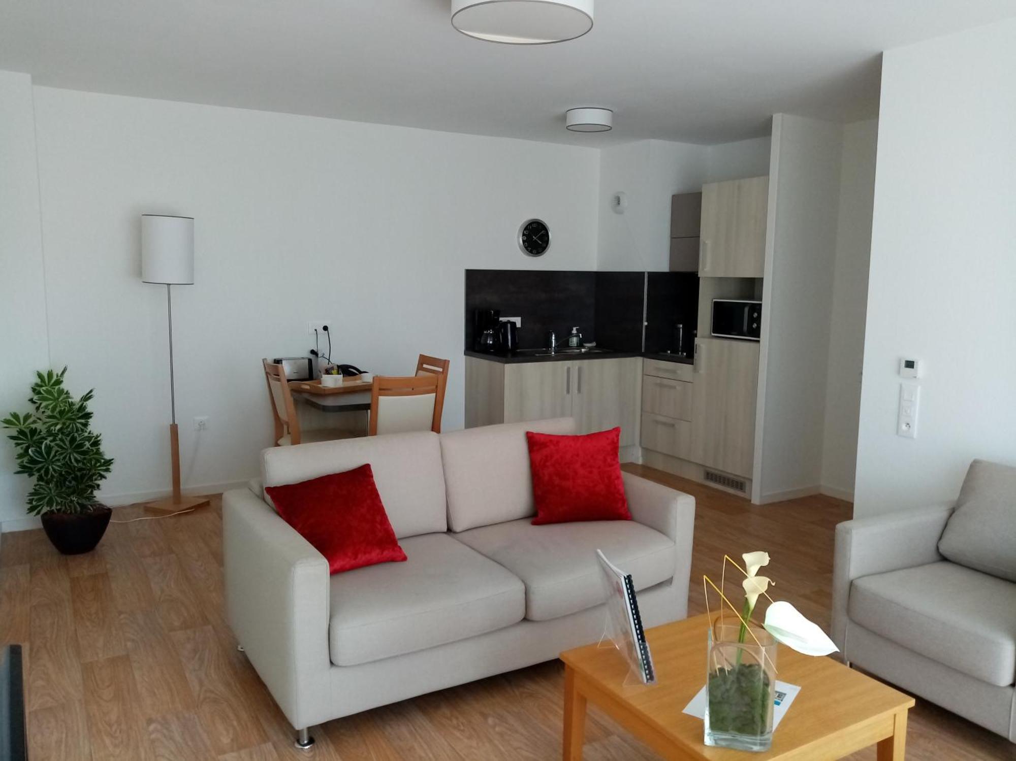 Domitys Les Greements D'Or - Residence Seniors Douarnenez Bagian luar foto