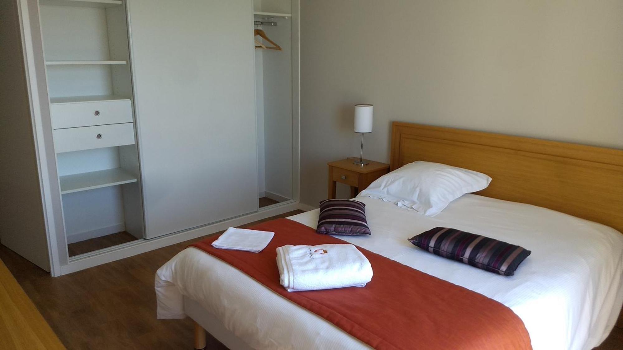 Domitys Les Greements D'Or - Residence Seniors Douarnenez Bagian luar foto